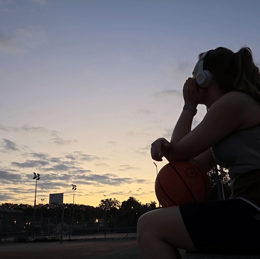 The Geometry of&nbsp;Basketball